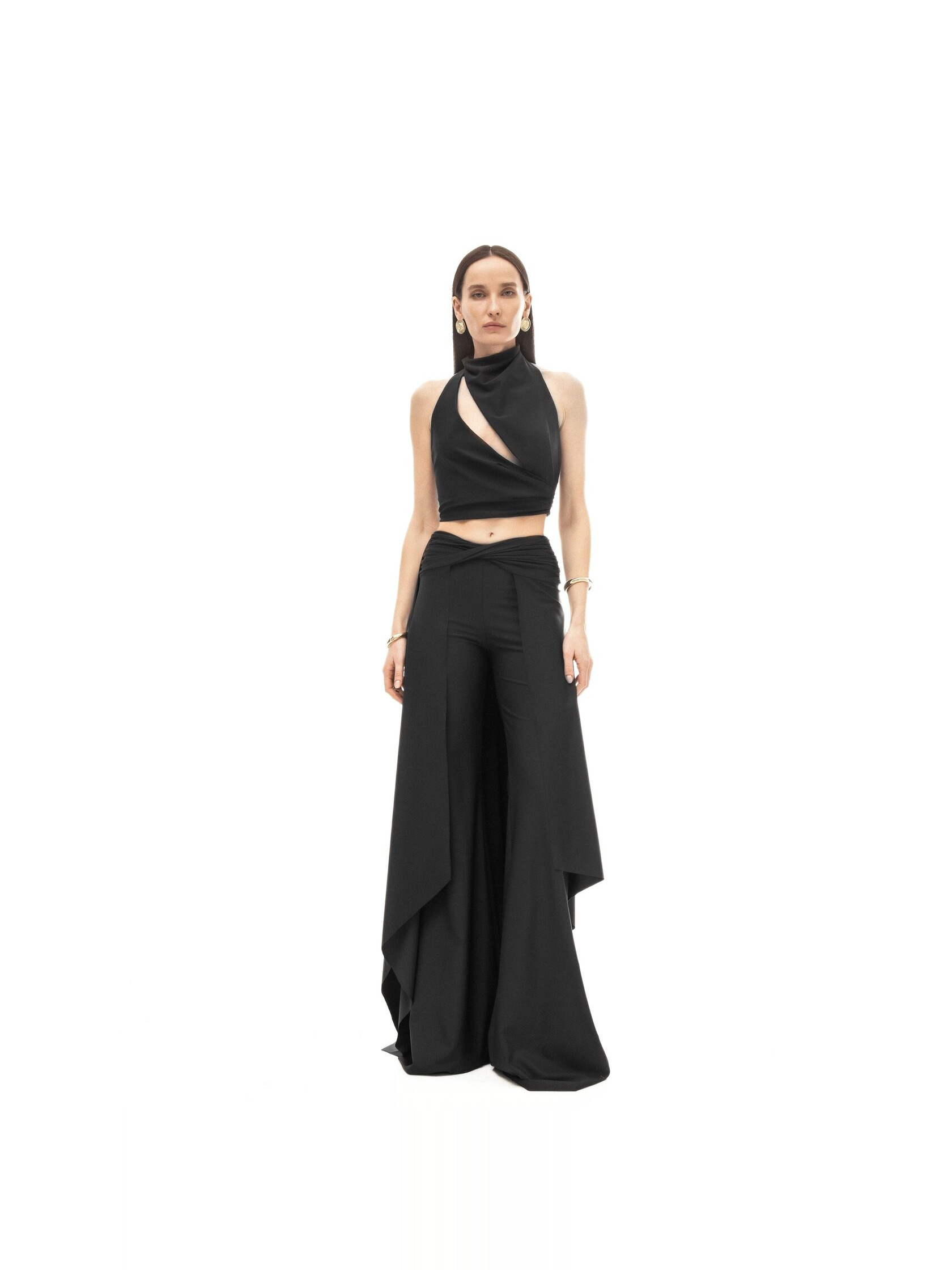 Top BENITO с вырезом in black - 44-46 (M-L) - Black